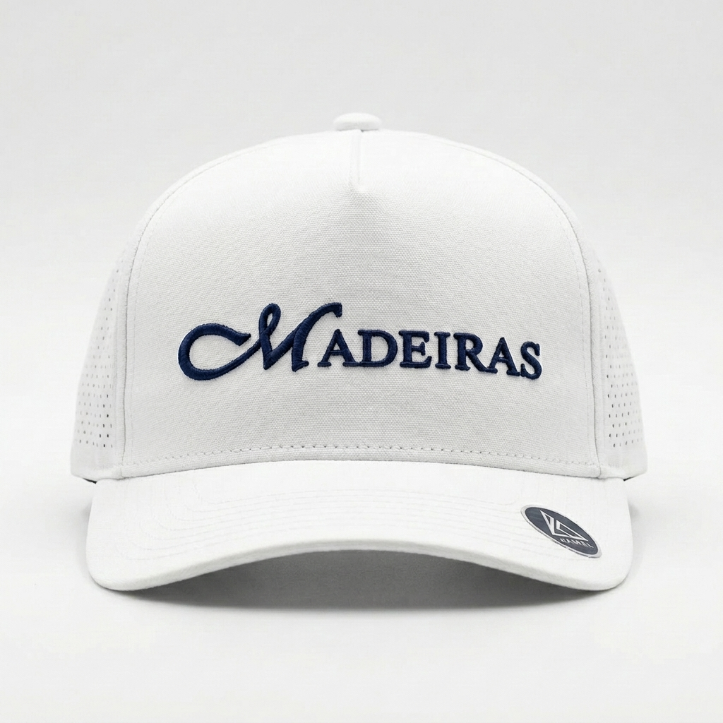 Gorra blanca custom Madeiras — vista frontal